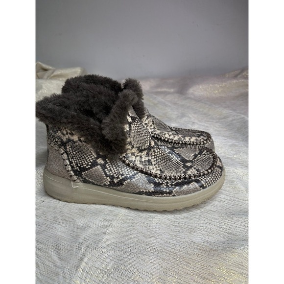 2 pairs of hey dude bundle size 5 - Picture 9 of 10